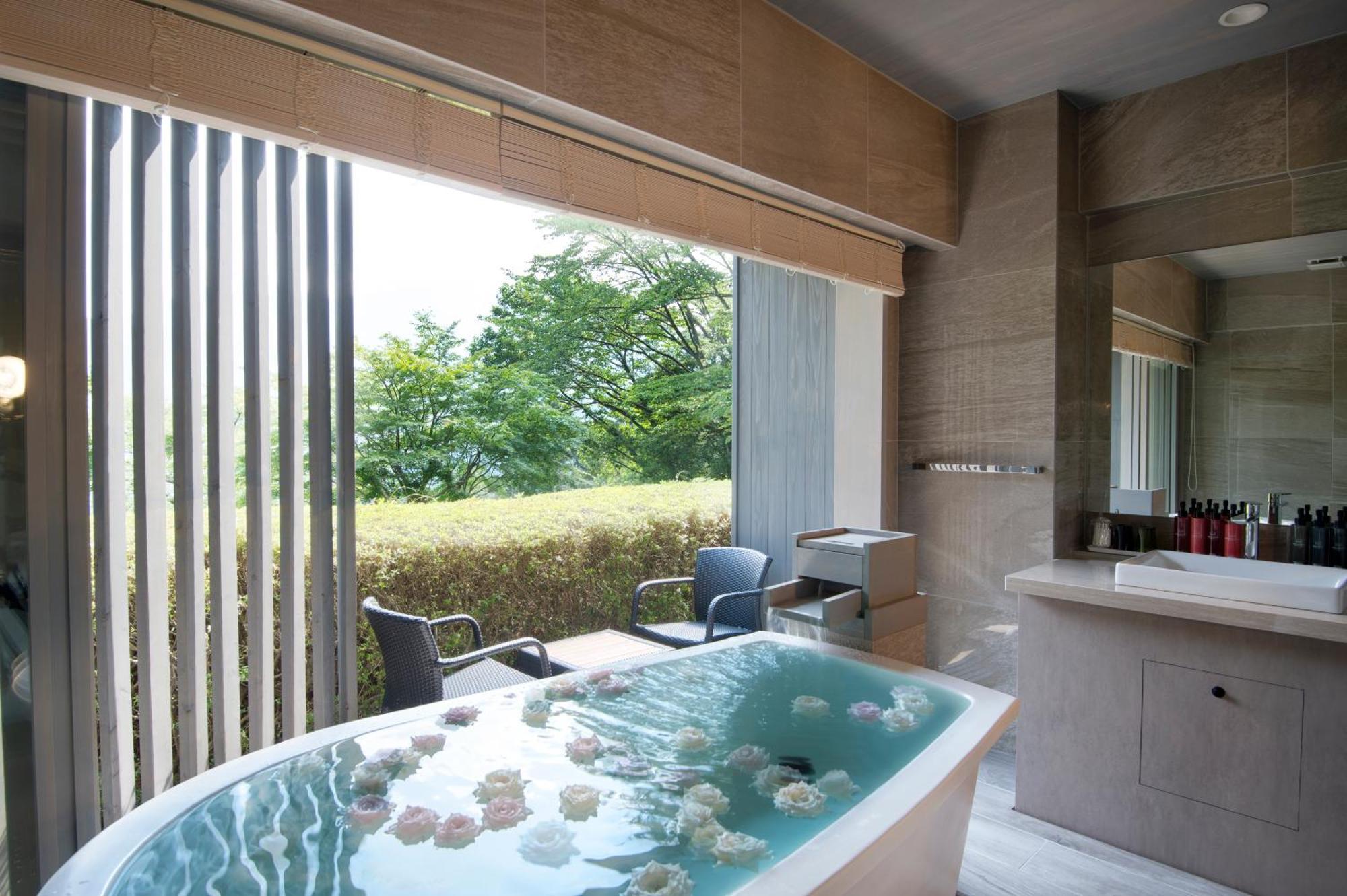 Hakone Elecasa Hotel And Spa Bagian luar foto